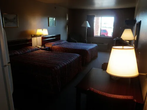 Home Place Inn – Double Kitchenette Suite — photo 6