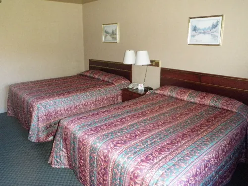 Home Place Inn – Double Room without Kitchenette — photo 6