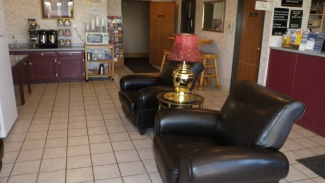 Lobby (view from front door) Lobby (view from front door)